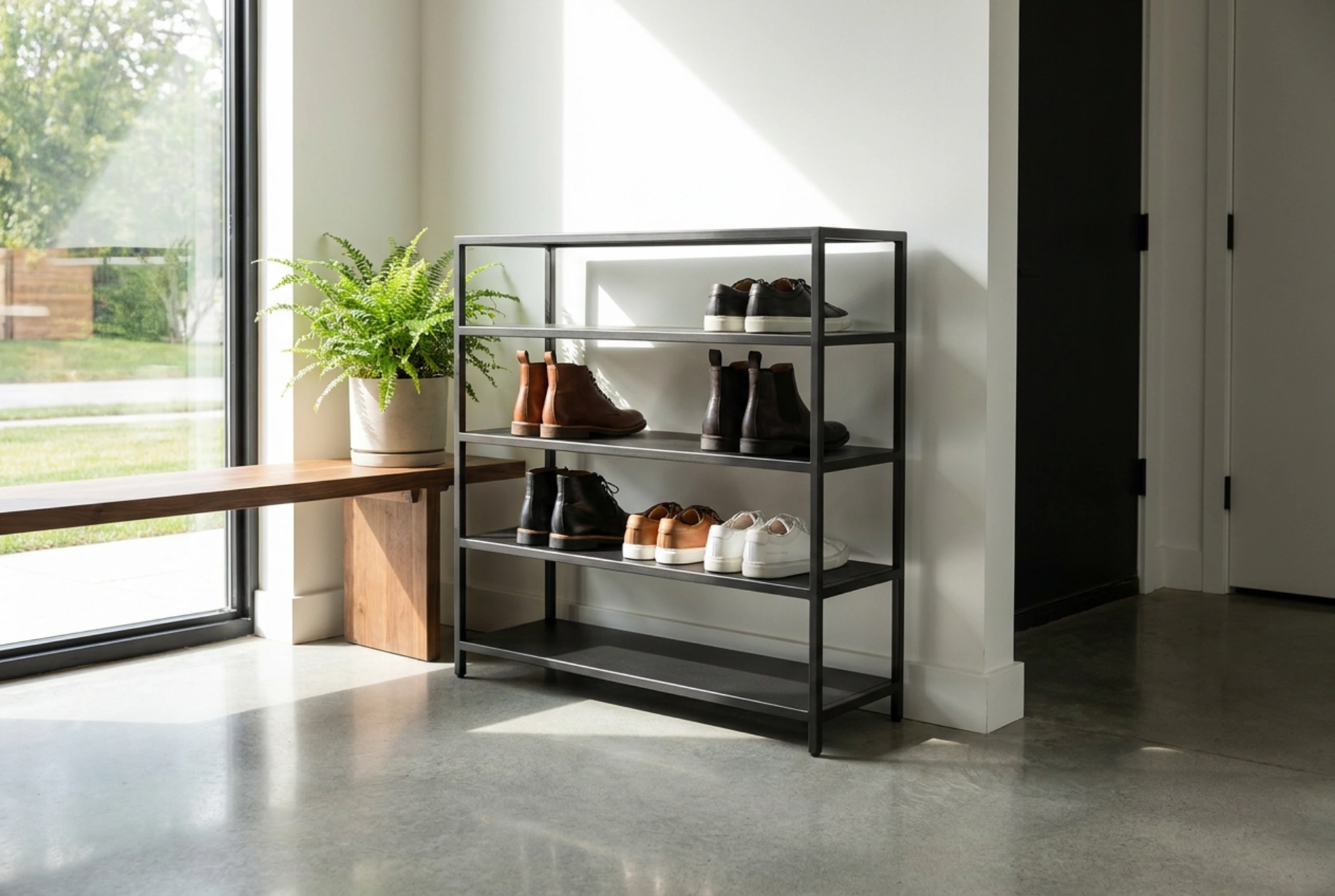Loft Tarzı Metal Ayakkabılık Düzenli Bir Antreye Nasıl Entegre Edilir?